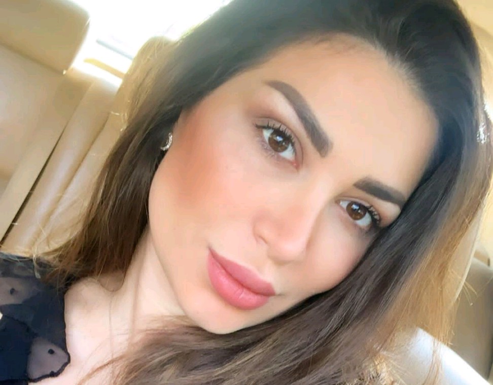 سارة نخلة