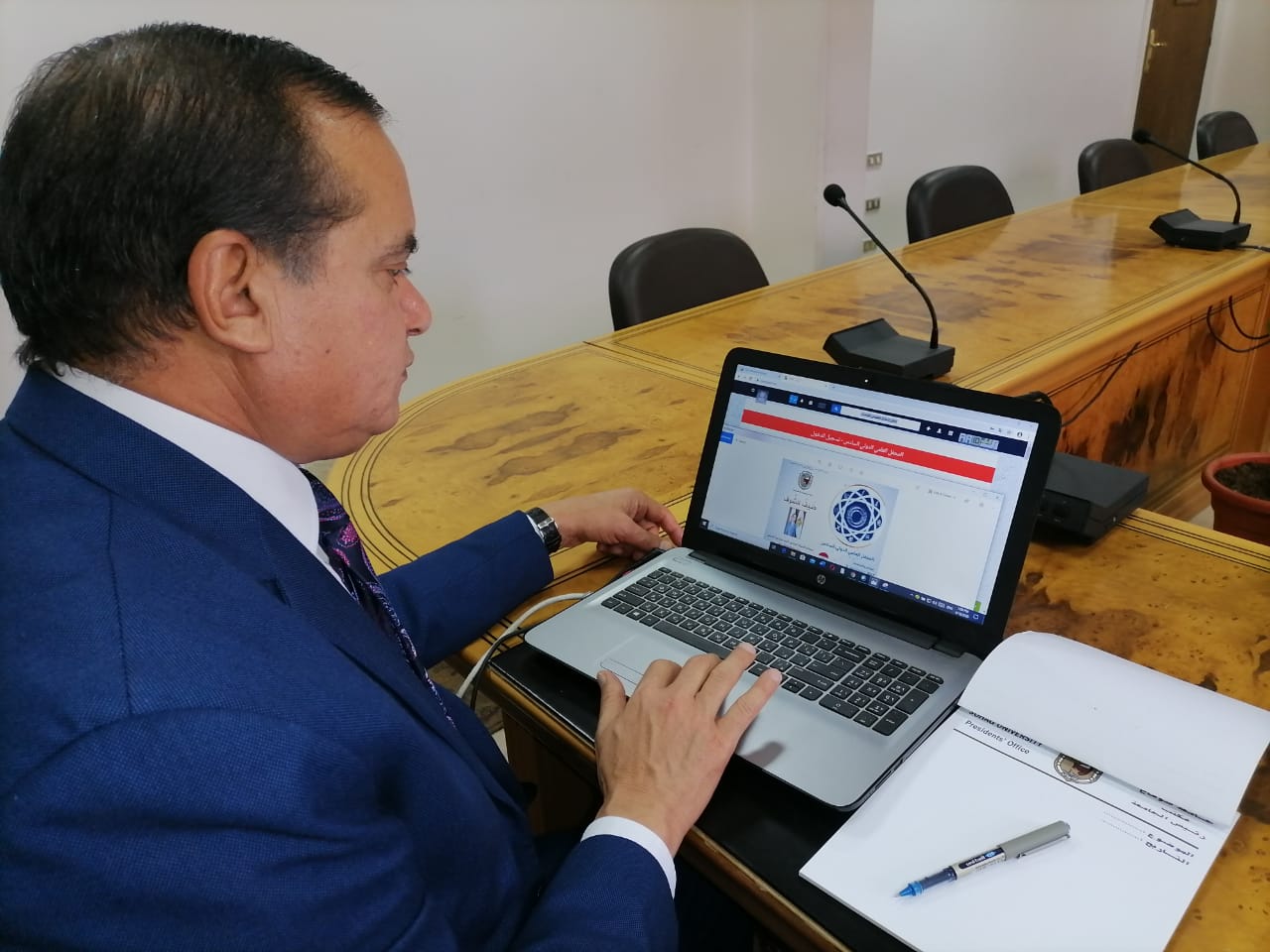 رئيس جامعة سوهاج