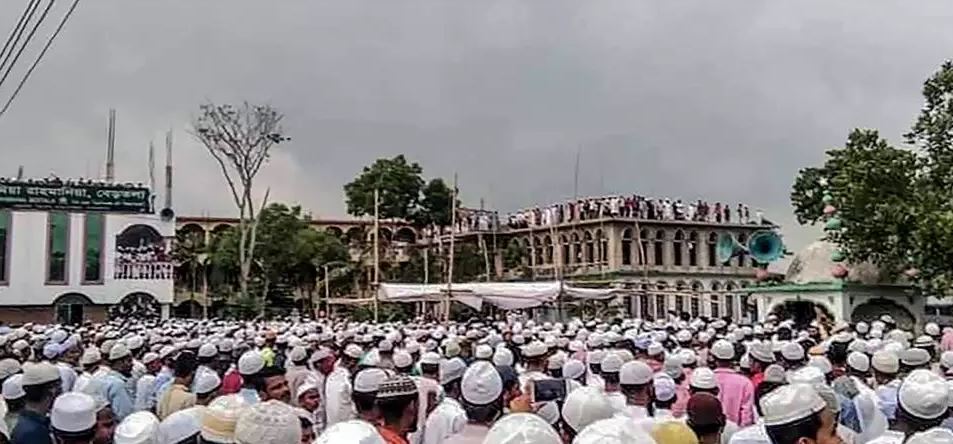 عشرات الالف يكسرون اجراءات الوقاية في بنجلاديش