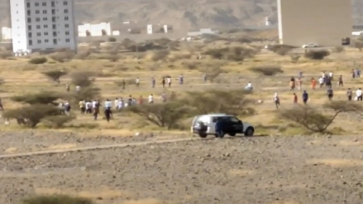 حقيقة هروب عمالة وافدة فى سلطنة عمان 