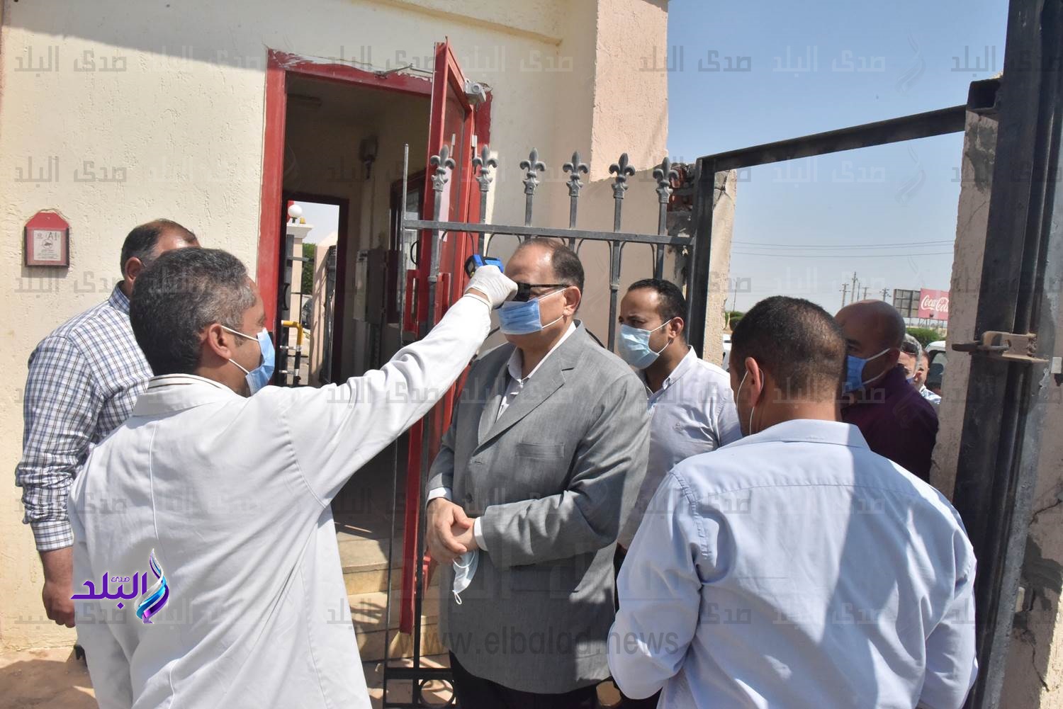 المحافظ خلال الجولة