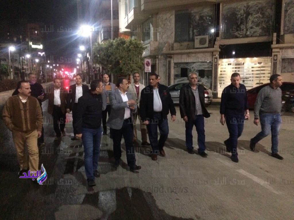 محافظ البحيرة يتابع تطبيق حظر التجول 