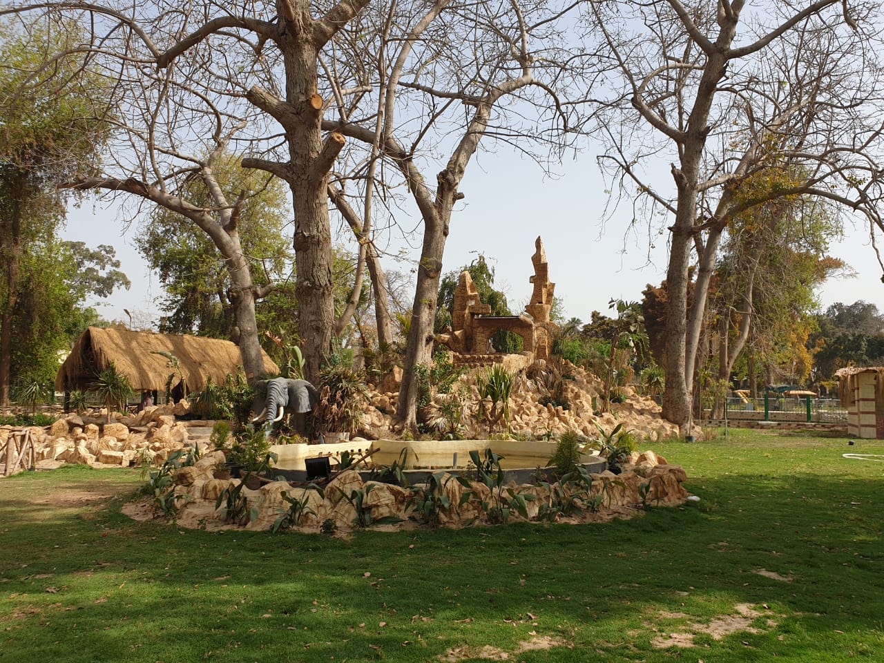 حدائق القناطر الخيرية تخلو من الزائرين