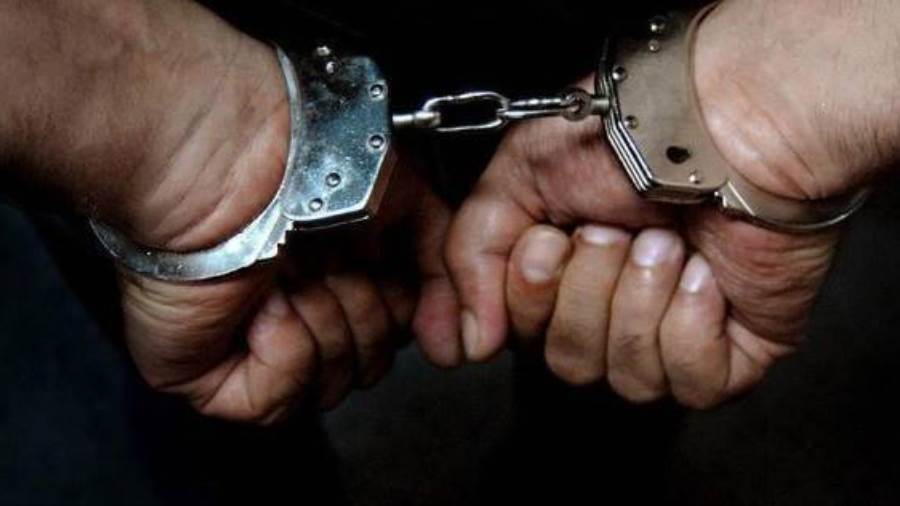 ضبط شخص ينصب على المواطنين من خلال قناة فضائية