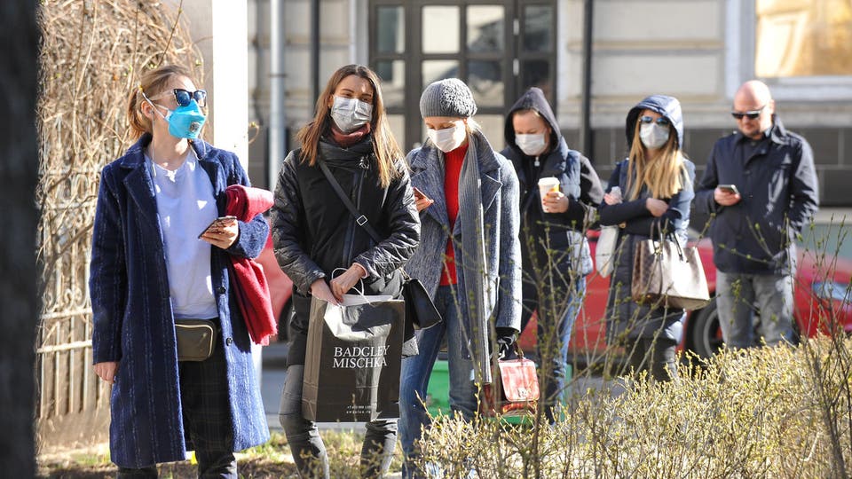 روسيا تسجل 5849 إصابة جديدة بفيروس كورونا