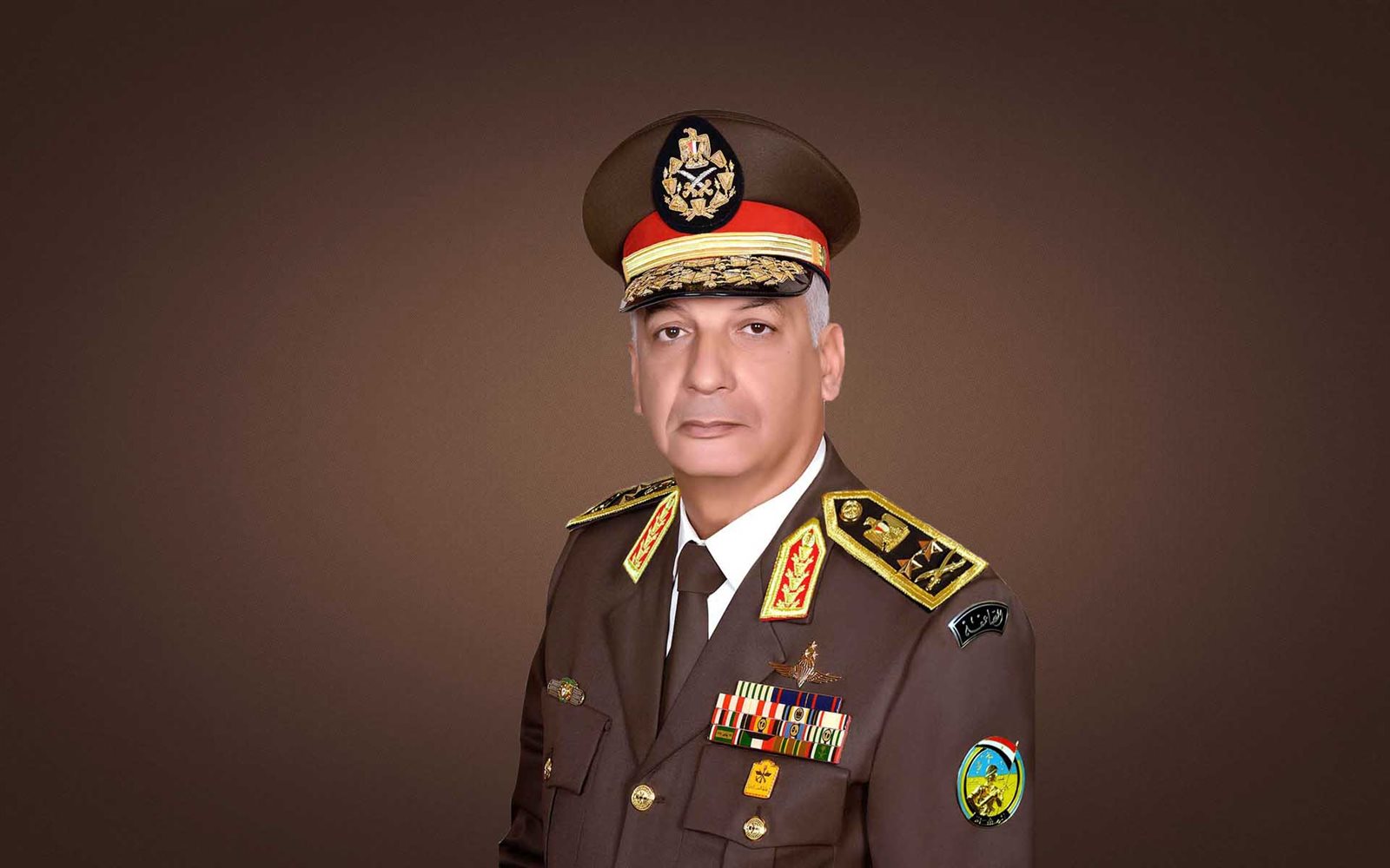  الفريق أول محمد زكى القائـد العـام للقـوات المسلحـة