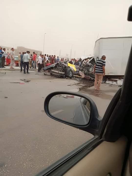 تصادم ملاكي ونقل بطريق الإسماعيلية الصحراوي