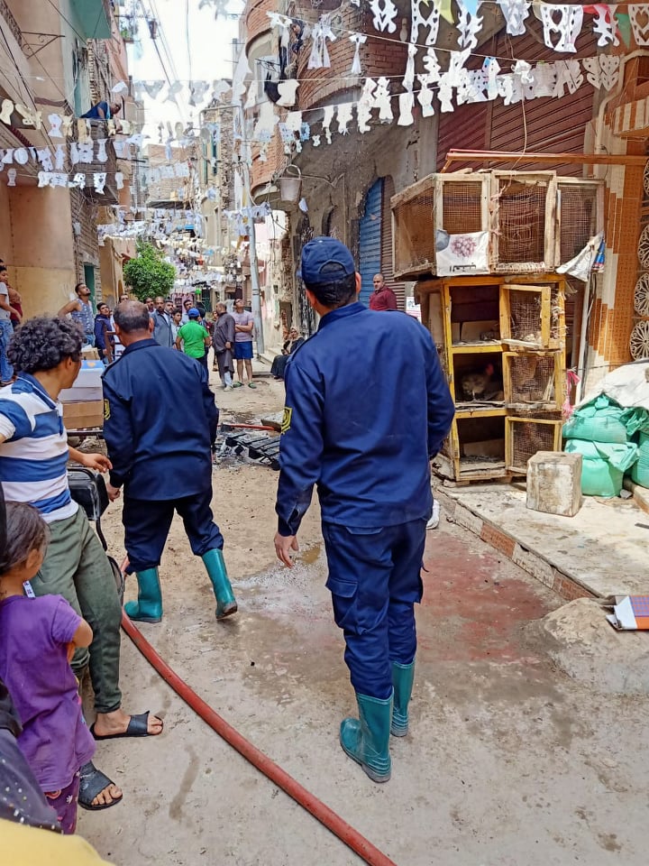 السيطرة على حريق هائل بمخزن أحذية