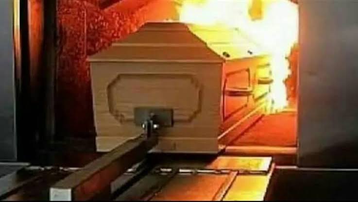 مصابة بكورونا تستيقظ من الموت