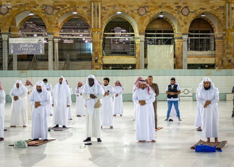 التراويح بالمسجد الحرام