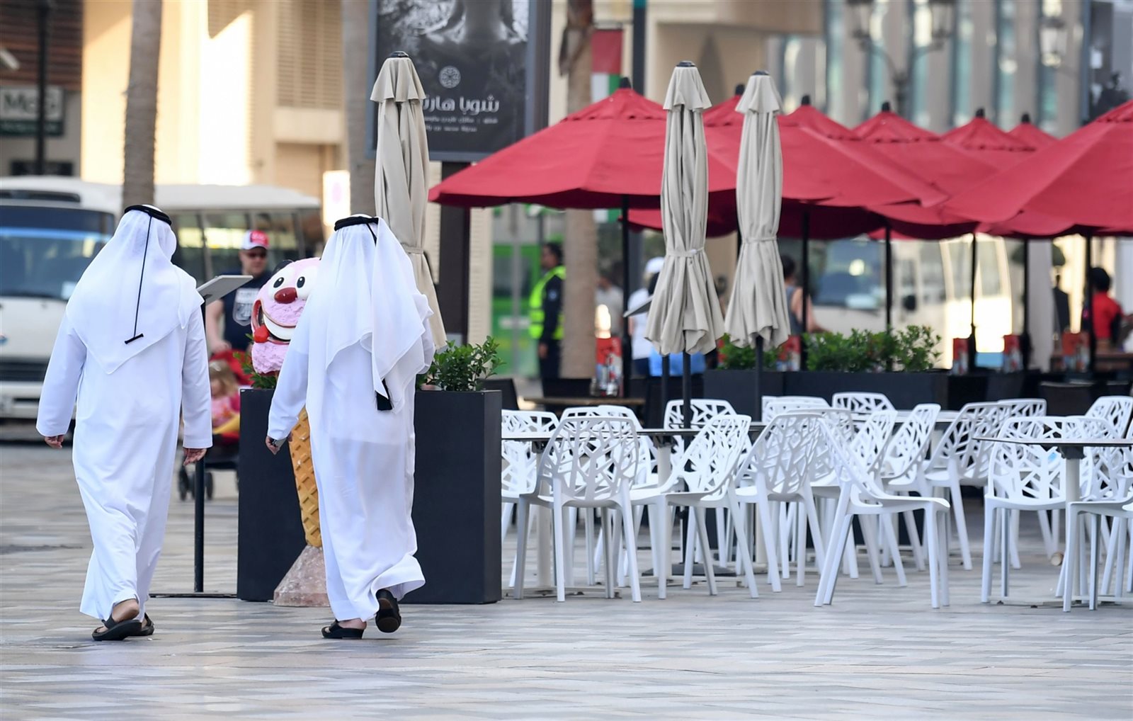 كورونا يجتاح العالم