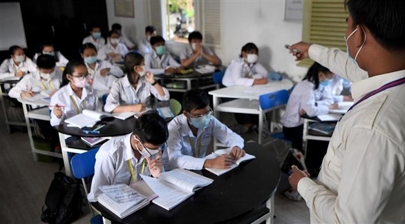  العاصمة الصينية تعيد فتح المدارس الثانوية