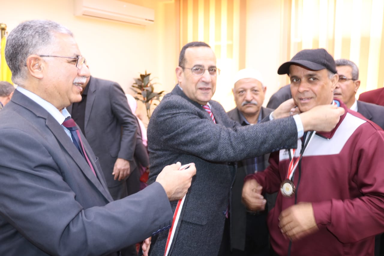 اللواء الدكتور محمد عبد الفضيل شوشه محافظ شمال سبناء