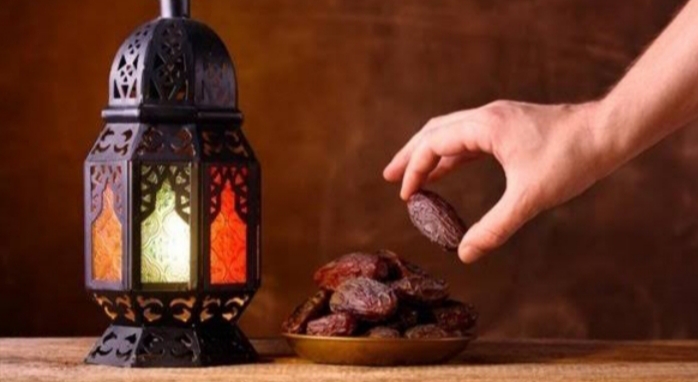 ما يجوز وما لا يجوز في نهار رمضان.. الإفتاء توضح في 15 نقطة