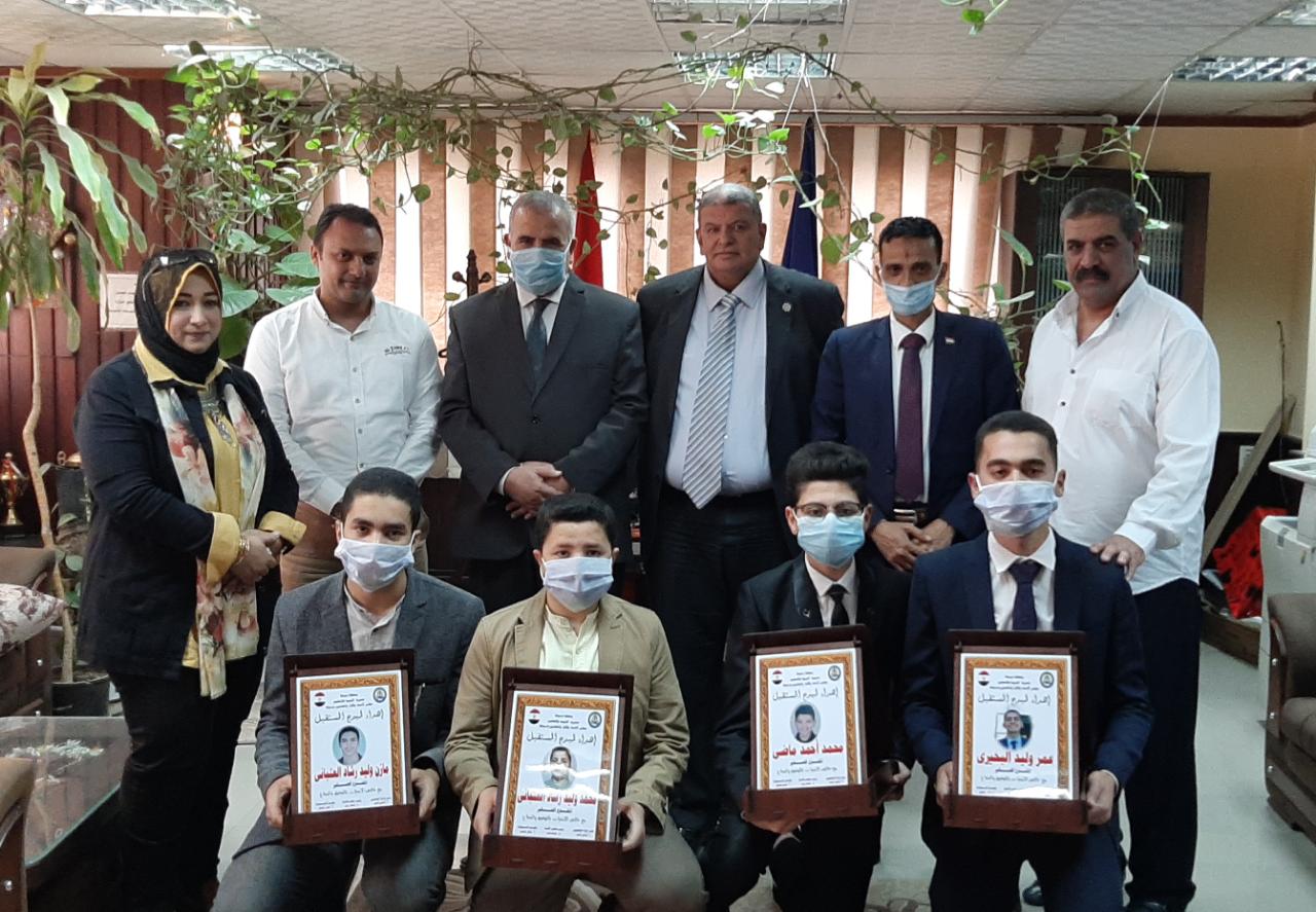 الطلاب المخترعين  الطلاب المخترعين