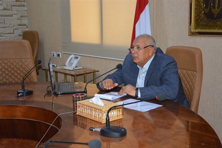 محافظ الوادي الجديد