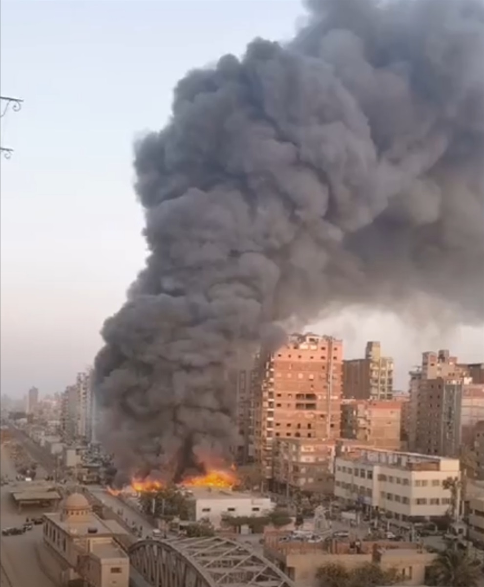محافظ الدقهلية: لا خسائر في الأرواح في حريق معرض الملابس 