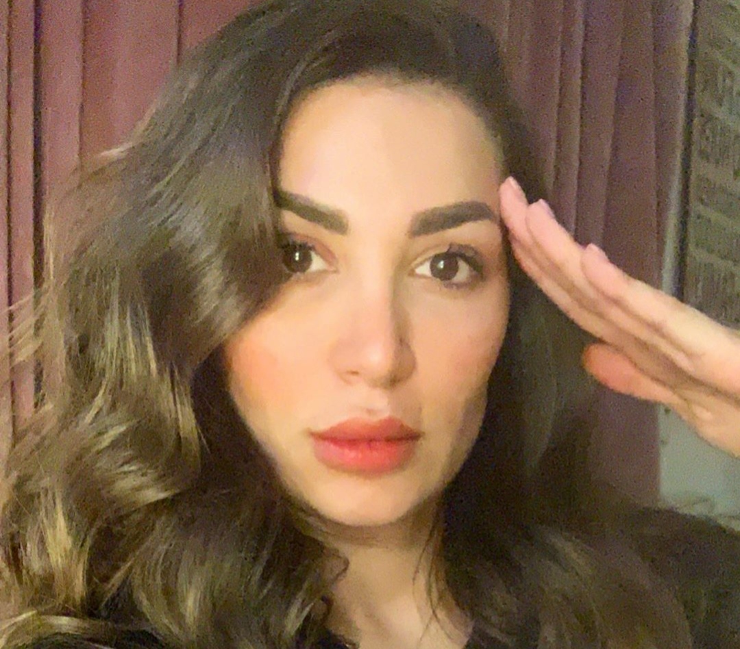 سارة نخلة