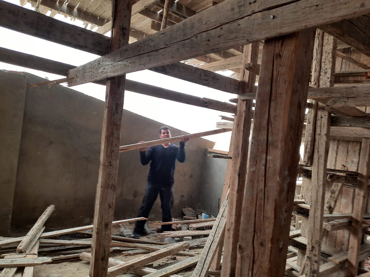 حملات لضبط مخالفات المبانى بالقاهرة الجديدة