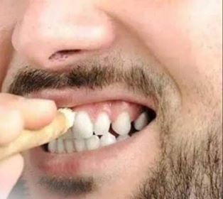 حكم استعمال السواك في نهار رمضان.. البحوث الإسلامية يجيب