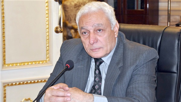 الدكتور أسامة العبد