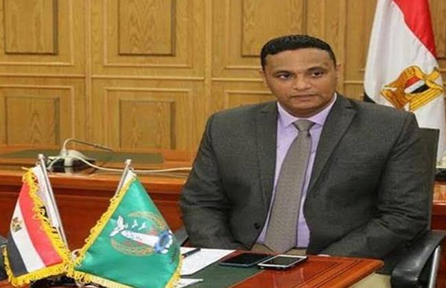  الدكتور أيمن مختار محافظ الدقهلية 