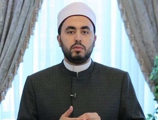 حكم استخدام علاج البواسير في نهار رمضان؟