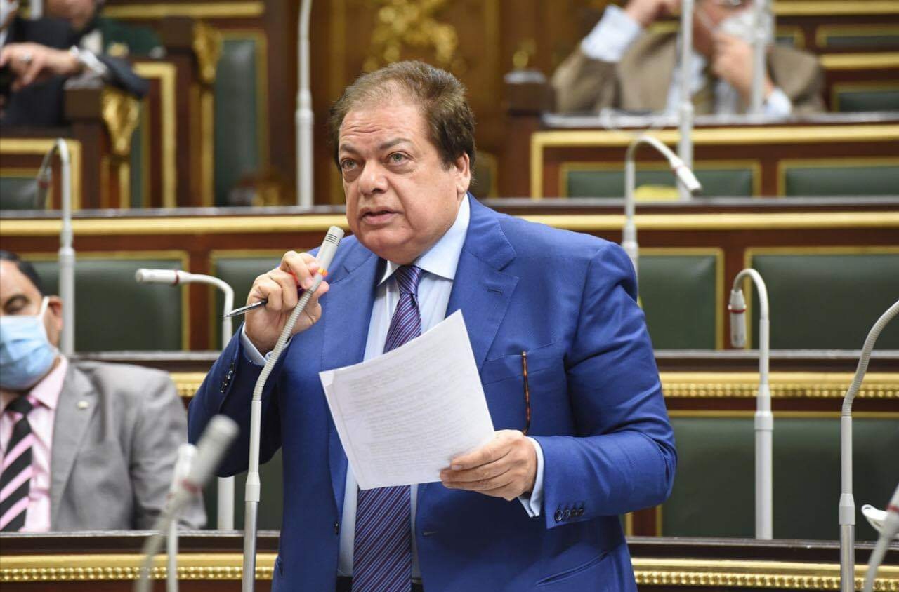 النائب محمد ابو العينين