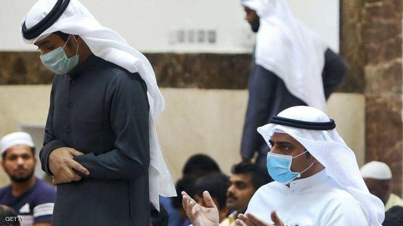 الكويت تسجل ارتفاعا غير مسبوقا بإصابات فيروس كورونا
