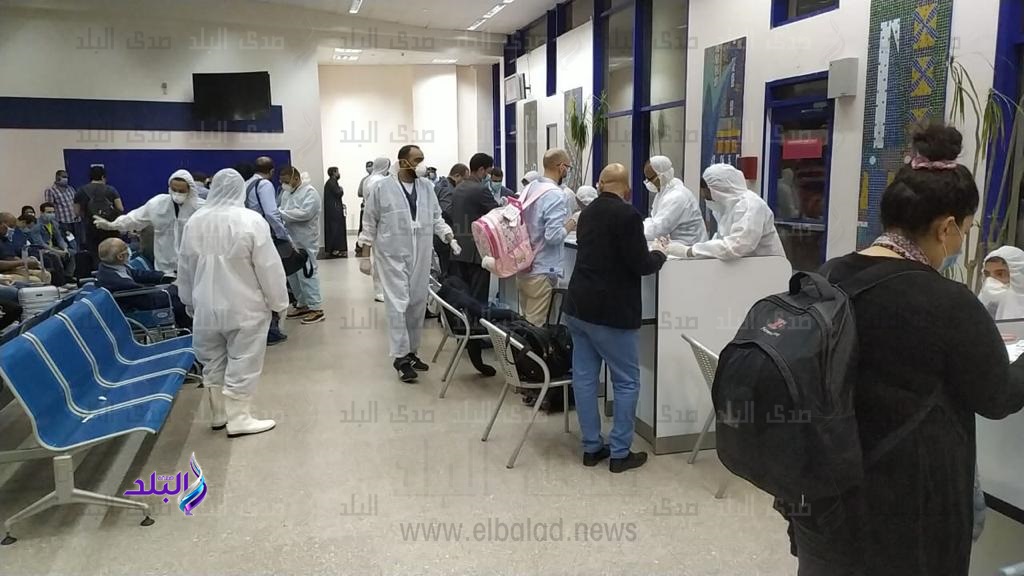المصريين العائدين 