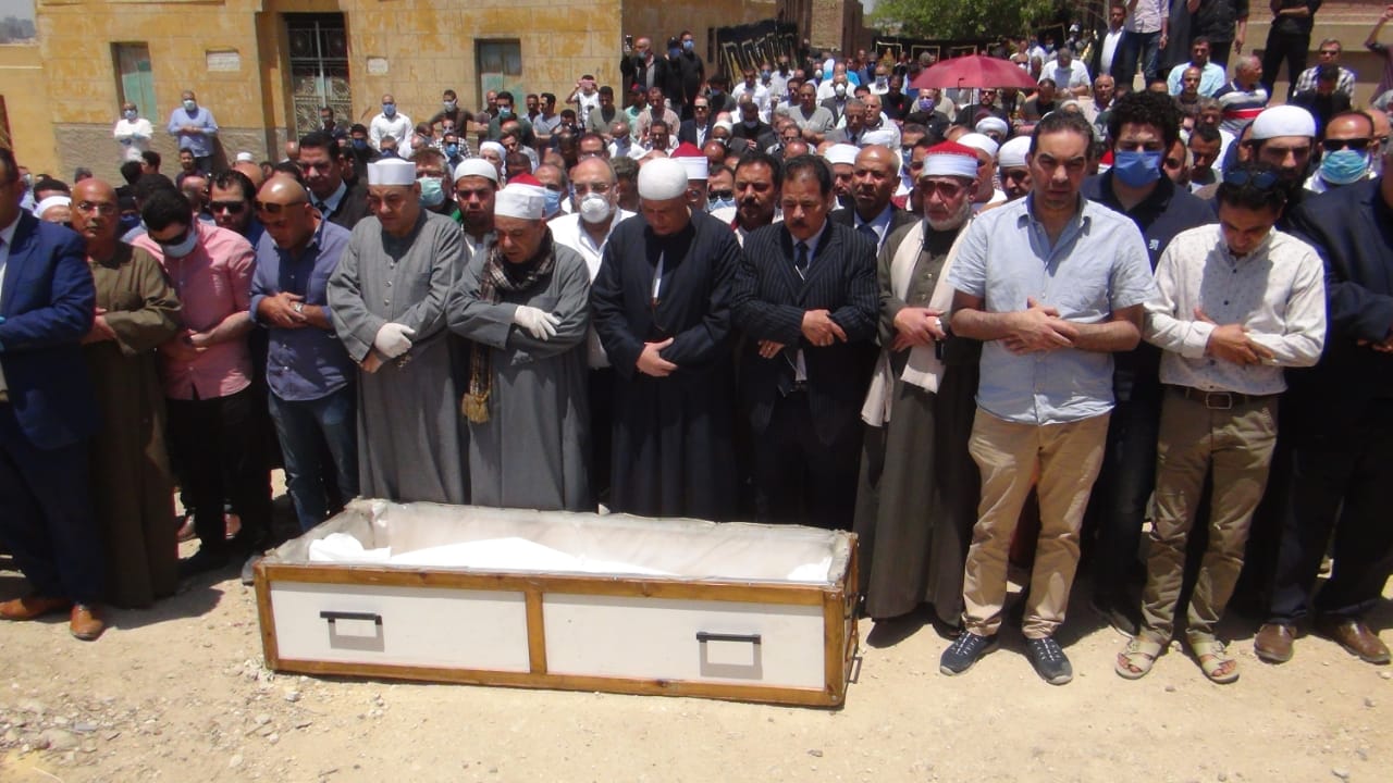 صلاة الجنازة على الشيخ الطبلاوي