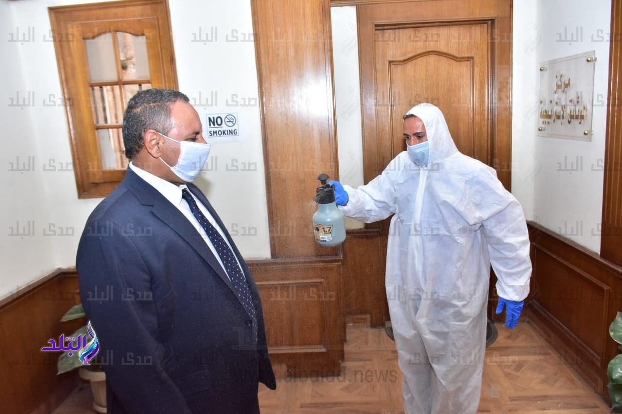 .إجراءات تعقيم احترازية قبل بدء اجتماع تحالف الاحزاب المصرية