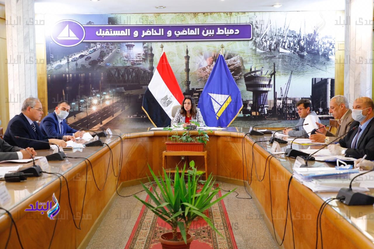  الدكتورة منال عوض محافظ دمياط