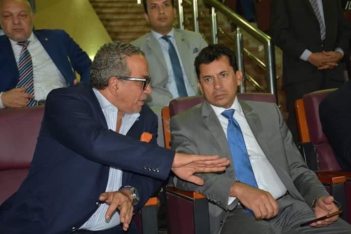 وزير الرياضة وعمرو الجنايني