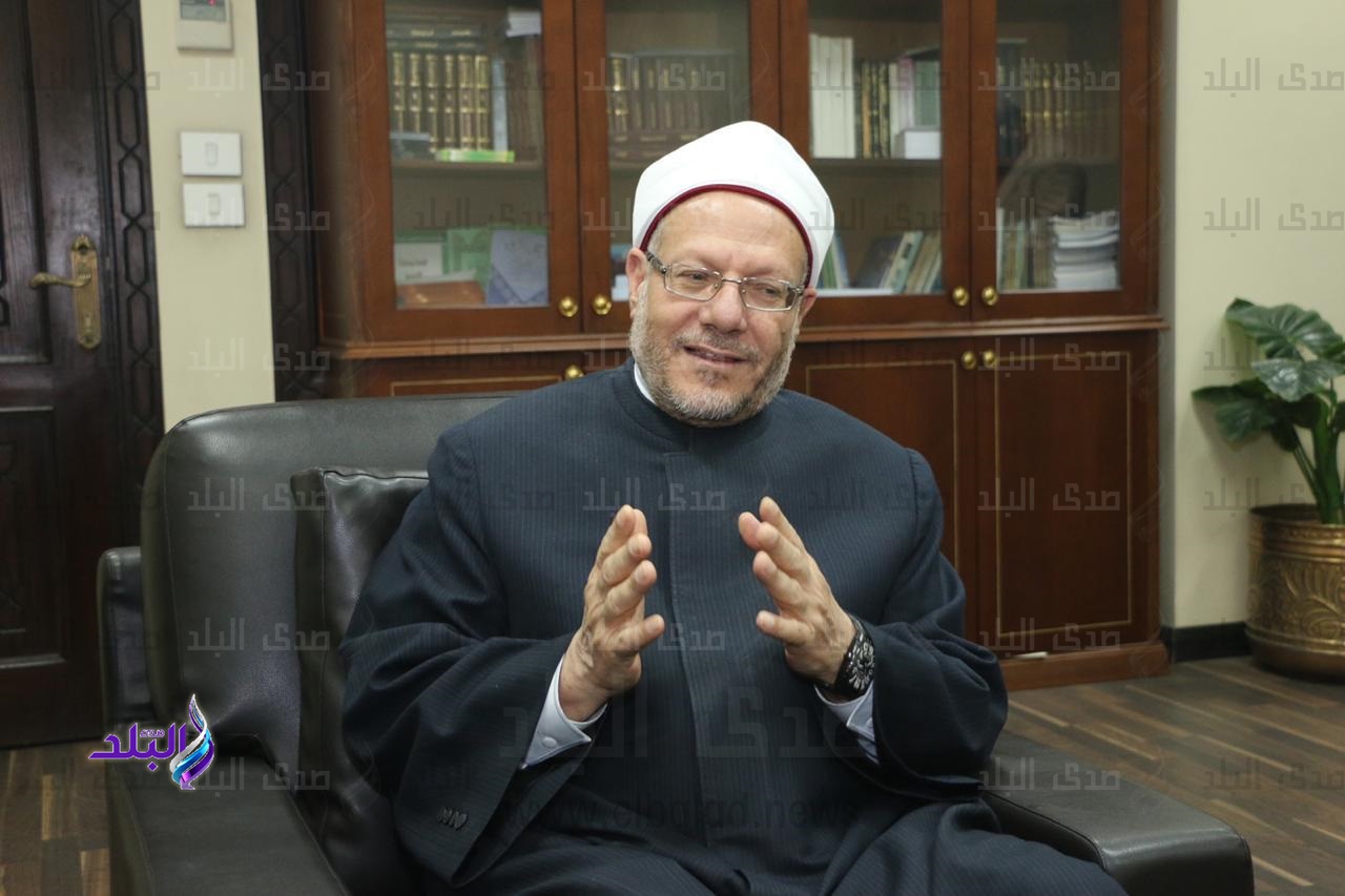 مفتي الجمهورية: صلاة العيد جائزة في البيت مع الأسرة بدون خطب