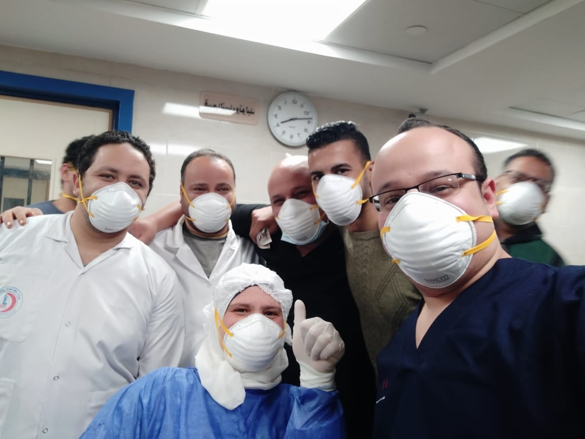 خروج 10 متعافين من كورونا من عزل المدينة الجامعية بأسيوط