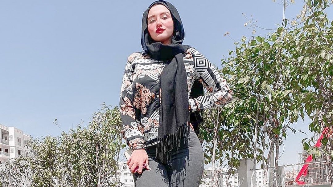 حنين حسام فتاة فيديو تيك توك 