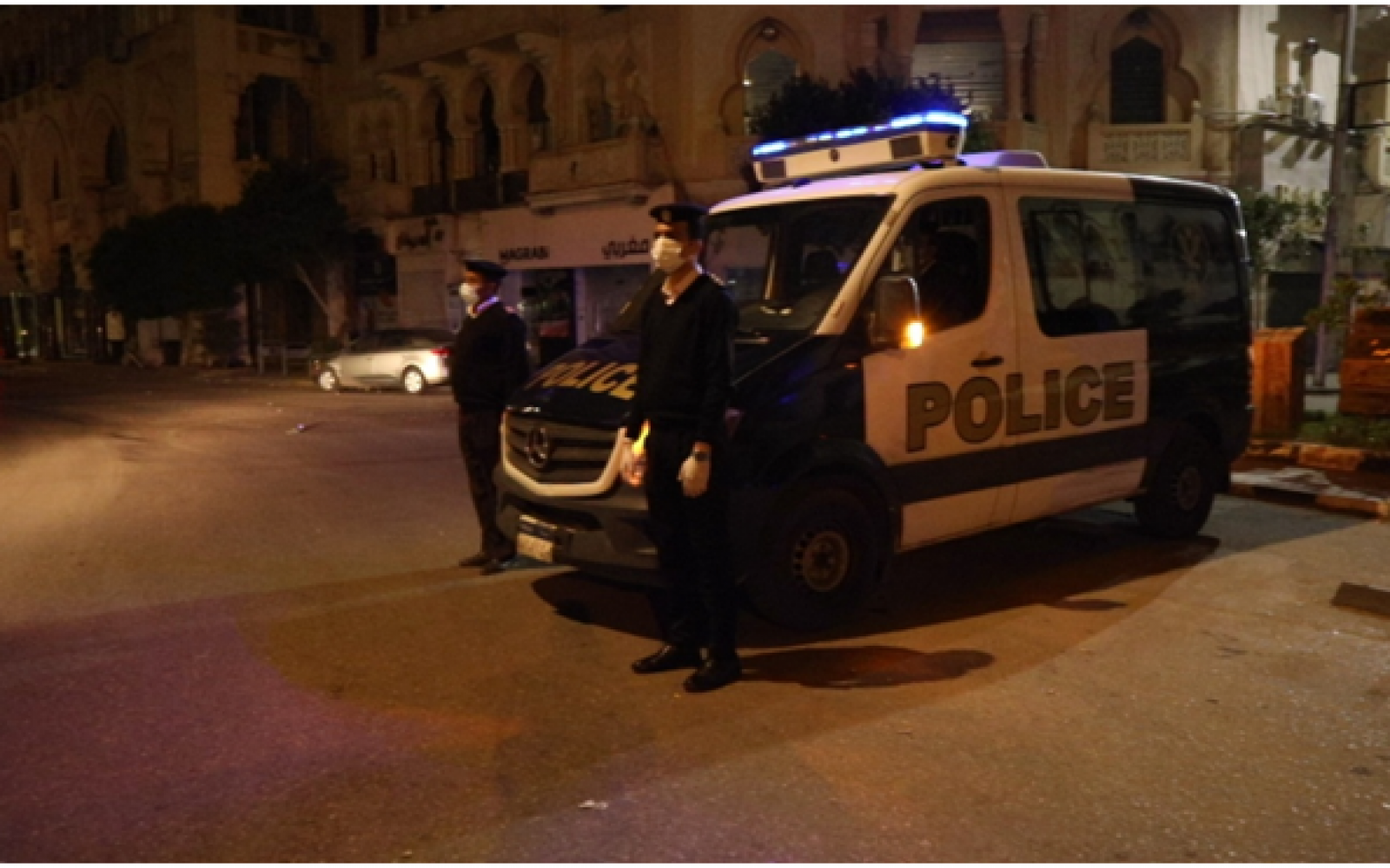 انتشار امنى لتطبيق حظر التجوال