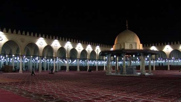 بث صلاة العشاء والتراويح من مسجد عمرو بن العاص