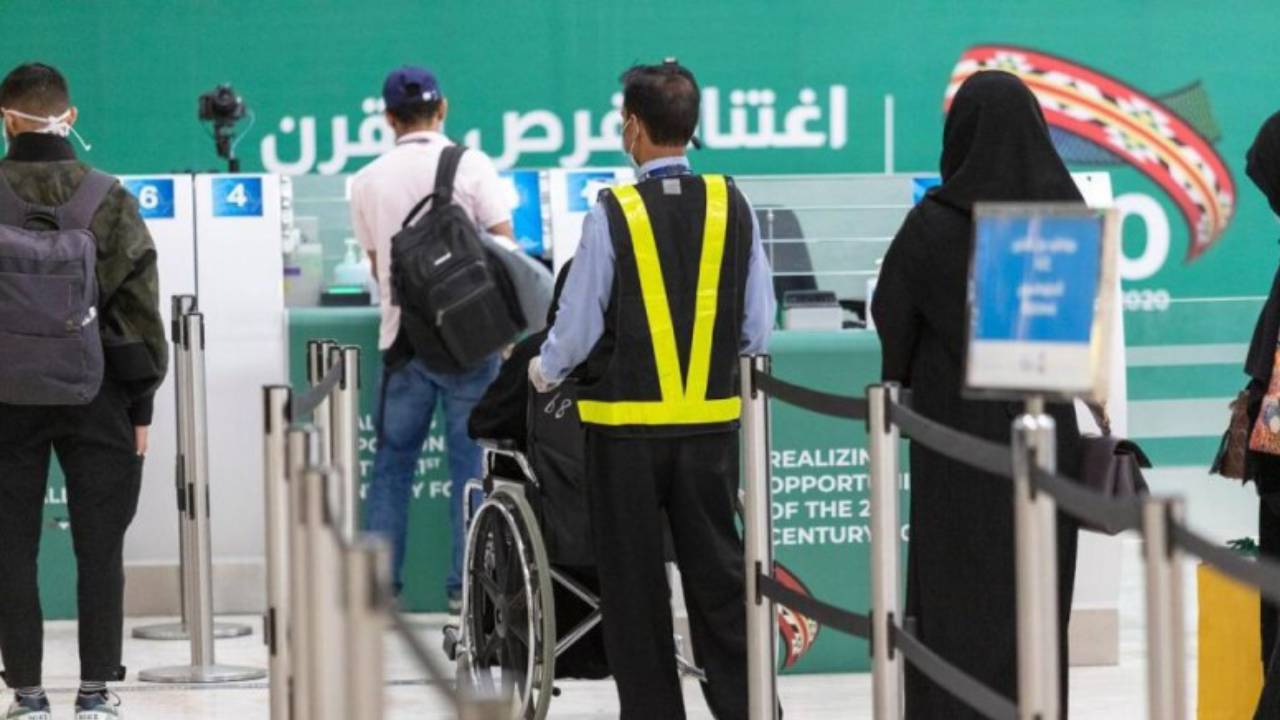 مطار الملك عبد العزيز