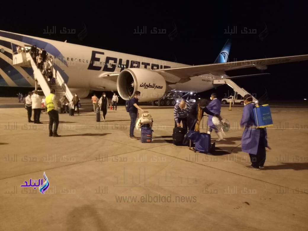  رحلة طيران تقل ٢٣٣ مصريا عالقا في لندن