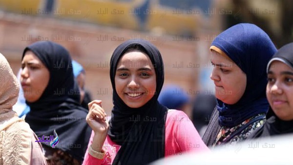 طلاب الثانوية العامة عقب الامتحانات - صورة أرشيفية