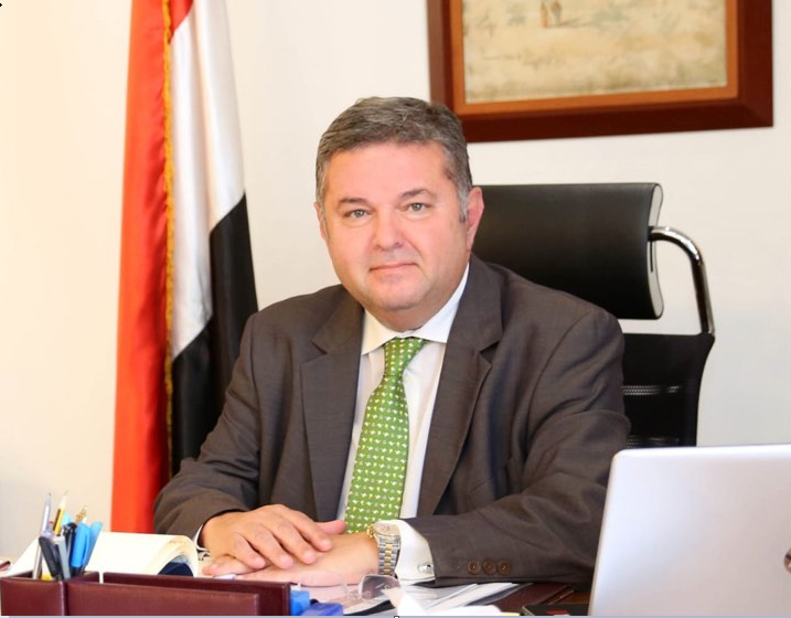 وزير قطاع الاعمال 