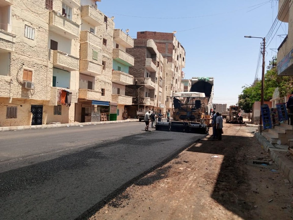 حملات للنظافة ورصف الطرق