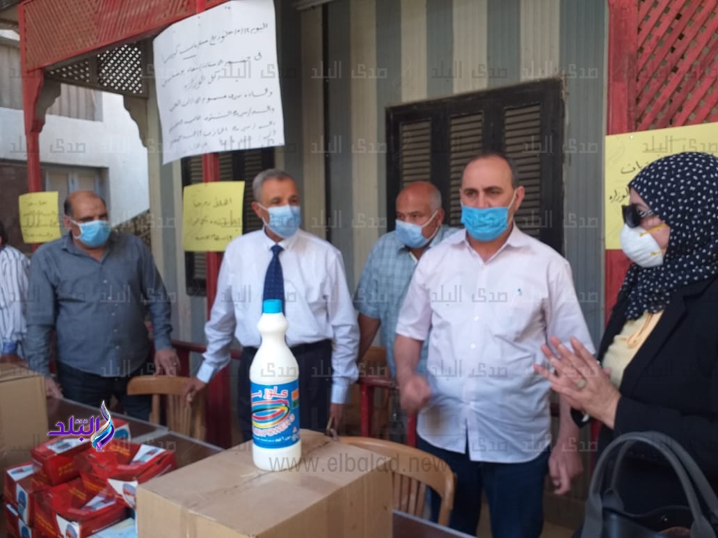 جانب من المواد المنظفة والمطهرة
