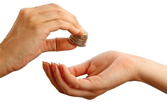التصدق من المال الحرام.. على جمعة: تبرئة للذمة وليس صدقة..  