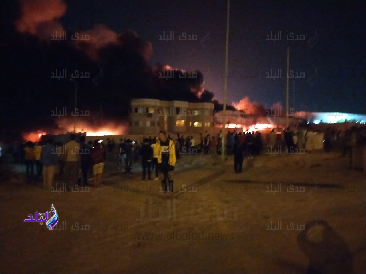 حريق مصنع مراتب بالعبور