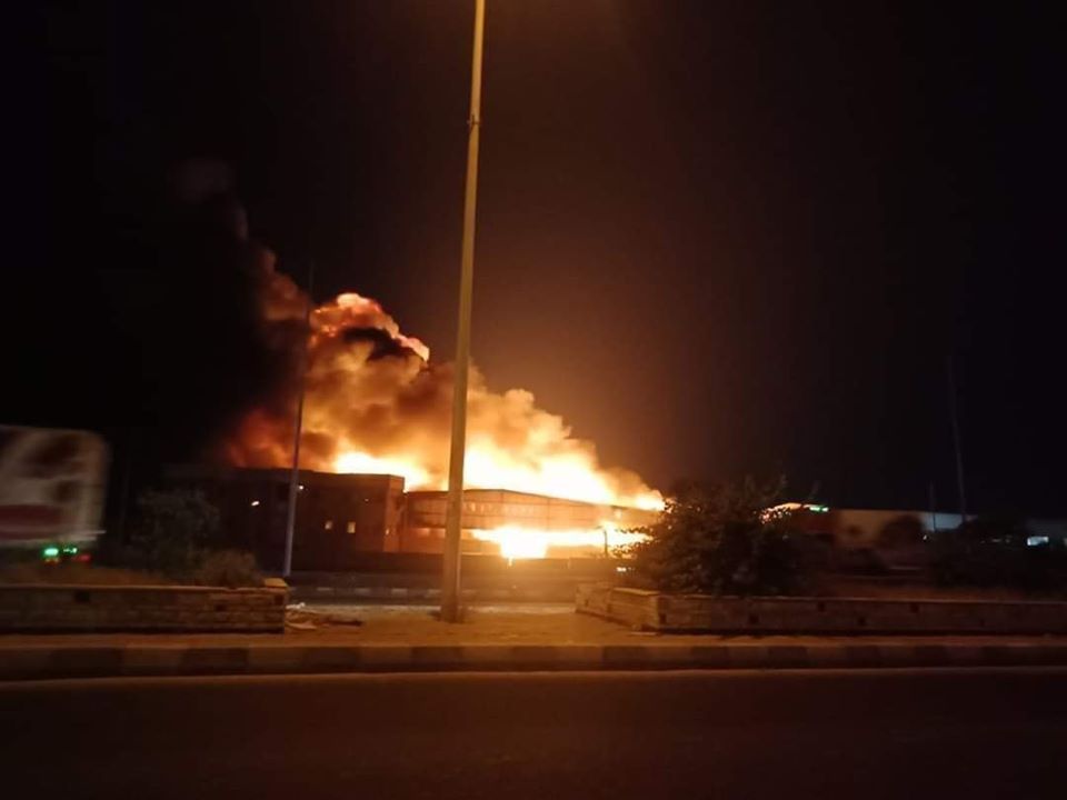 حريق مصنع بالعبور