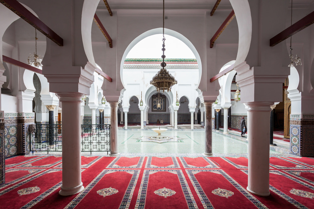  جامعة القرويين بالمغرب