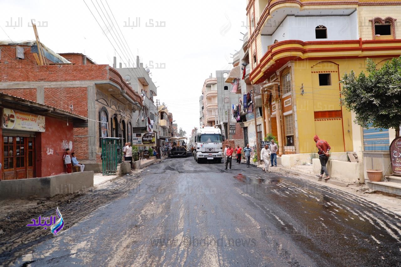 أعمال الرصف بقري الزرقا بدمياط